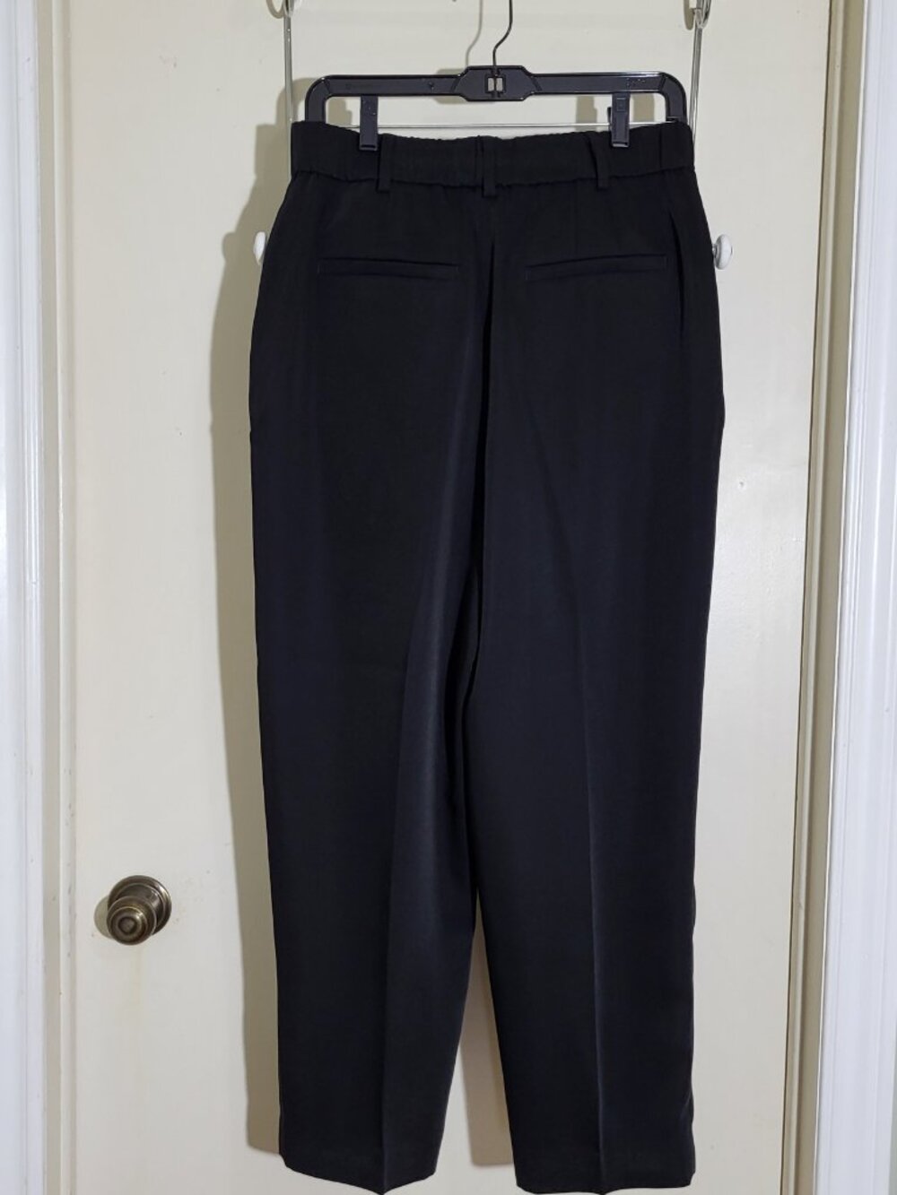 RW&CO. Black Wide-Leg High-Waist Trousers - Picture 4 of 14